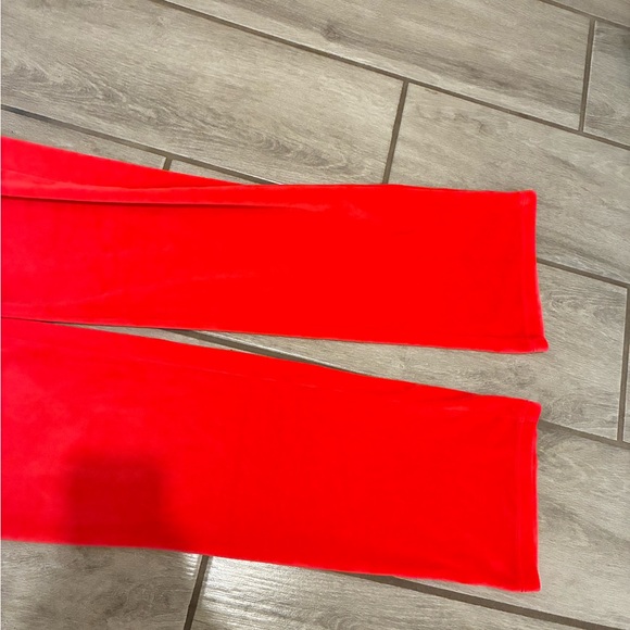 Lilly Pulitzer Women's Velour Pants! - Picture 10 of 11